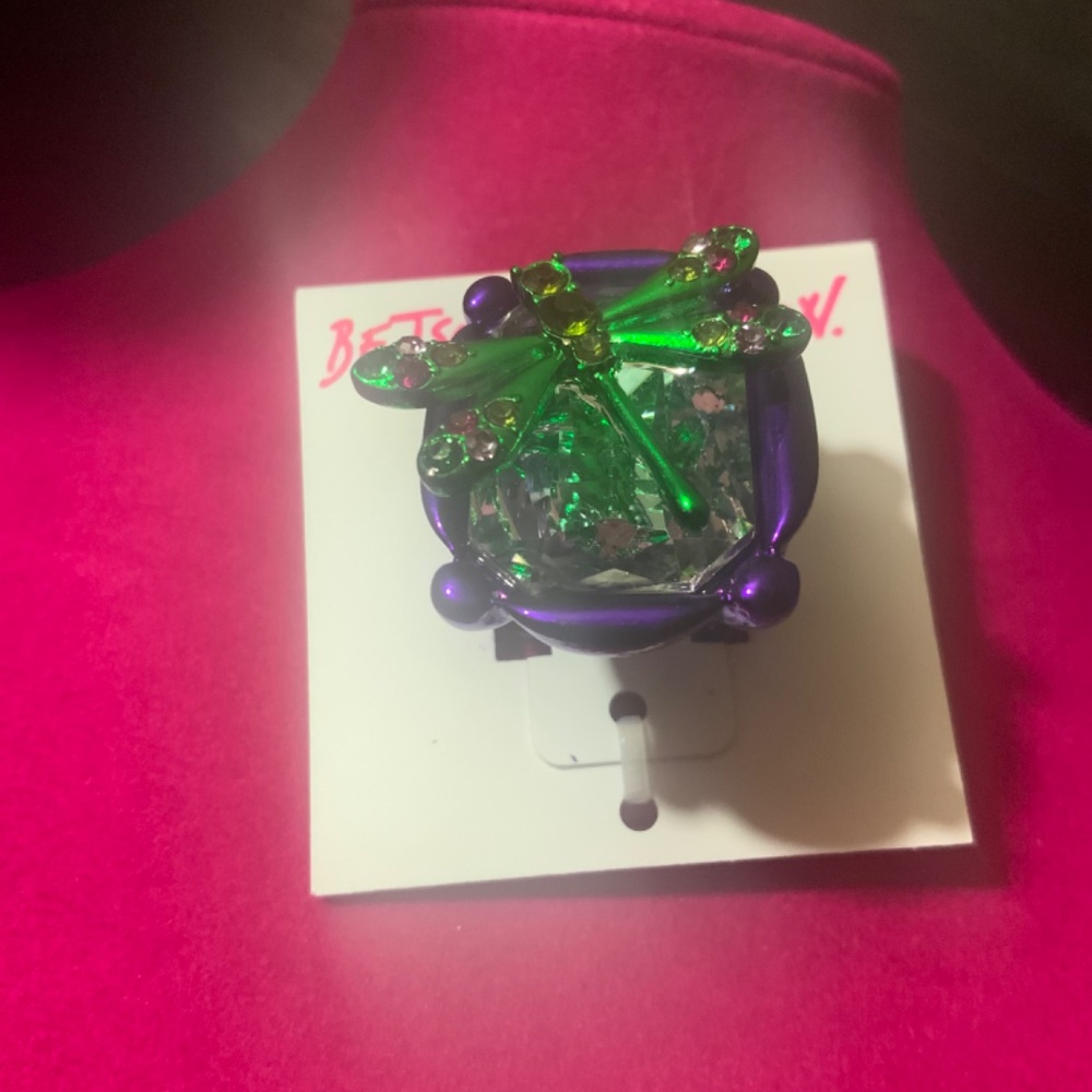 Betsey Johnson Dragonfly Ring - O2 - Picture 2 of 5